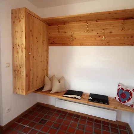 Kitzkamm By Managers * Кіцбюель