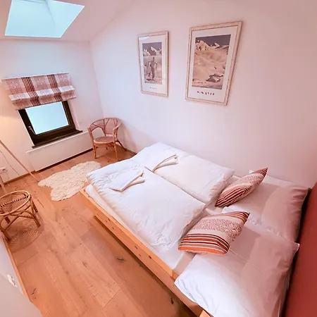 Kitzkamm By Managers *